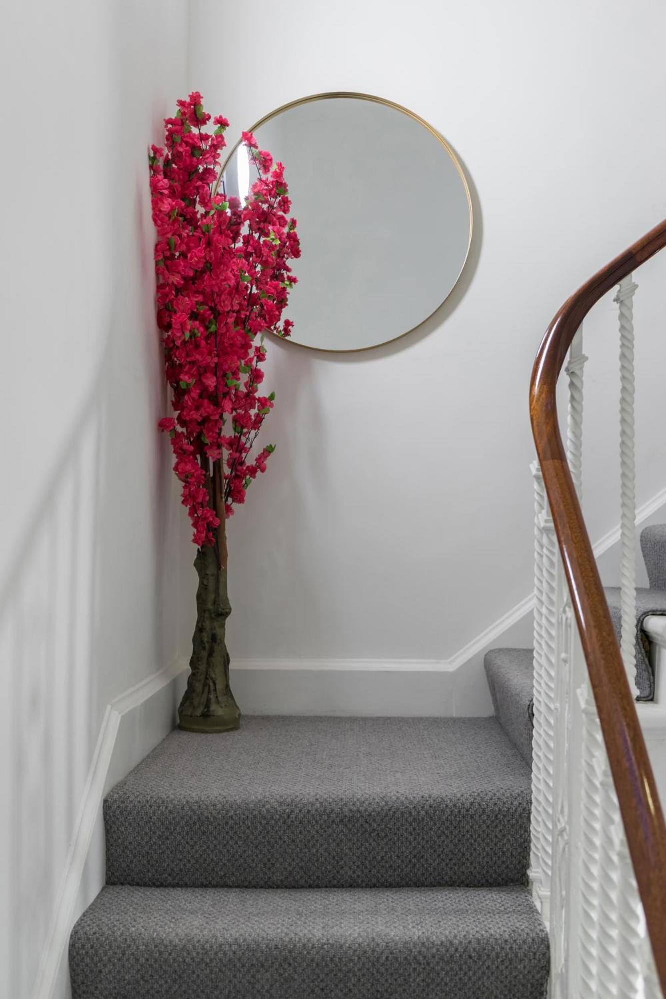 Luxury London 3 Bedroom Duplex With Pool Table - 4Hs المظهر الخارجي الصورة
